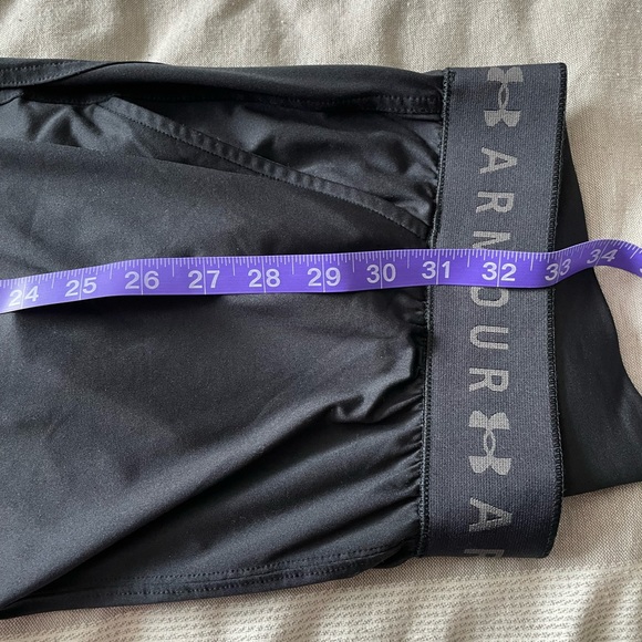 Ladies UNDERARMOUR 3/4 length sport pants - Picture 8 of 8